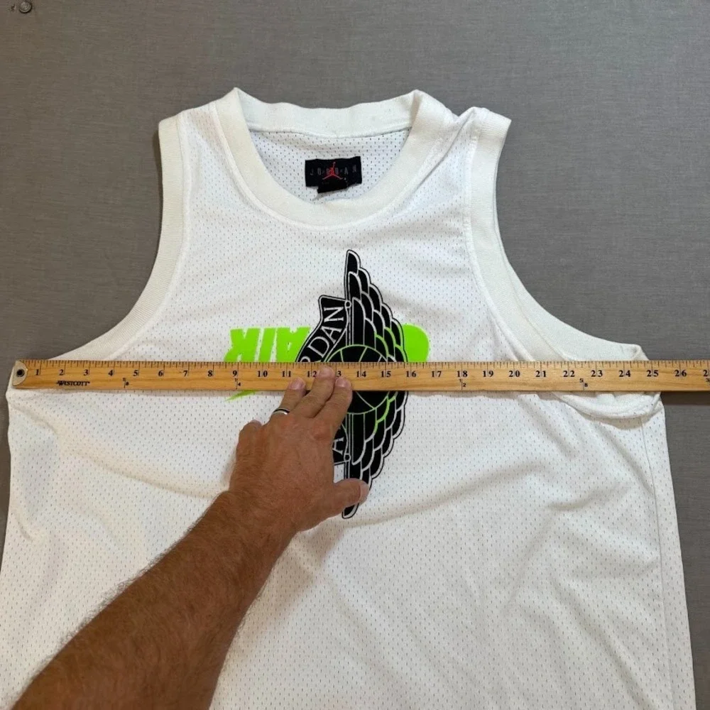 Nike Air Jordan Jersey Mens 2XL White Upside Down Mesh Basketball‎ Sleeveless